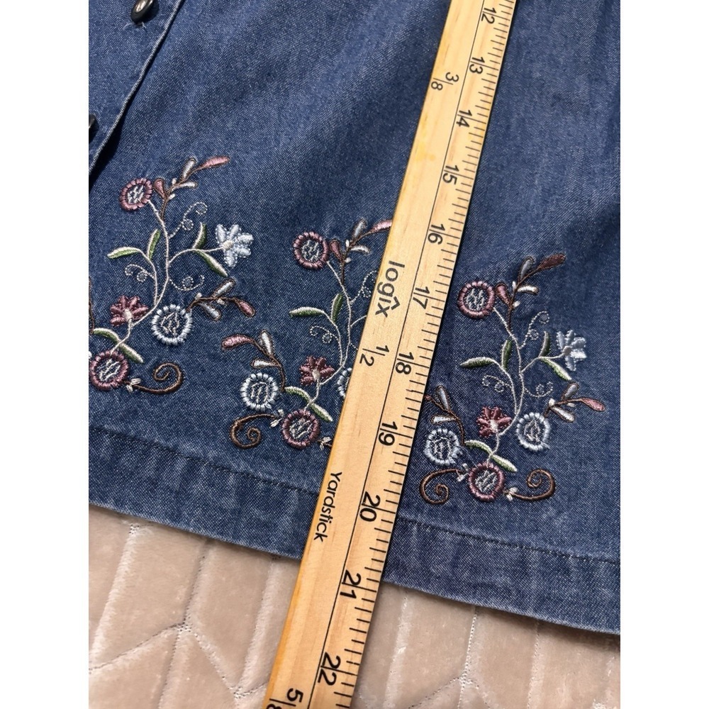 Jane Ashley 90s Cottagecore Embroidered Floral Denim Cotton Button Down Shirt PM - Picture 12 of 12